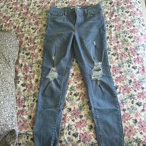 Levi’s High Ruse Super Skinny Jeans